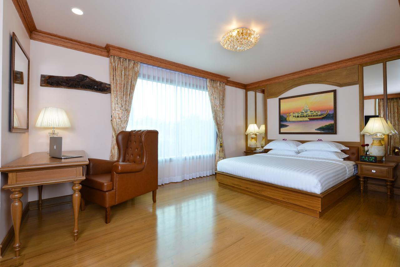Peak Nimman Prestige Hotel Chiang Mai Eksteriør bilde