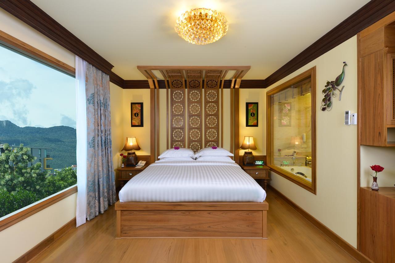 Peak Nimman Prestige Hotel Chiang Mai Eksteriør bilde